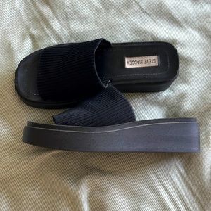 Steve Madden platform slides